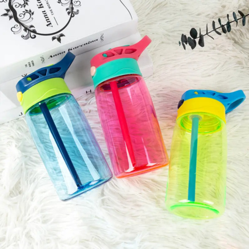 Plastic Kiddie Tumbler w/ Straw Thumbnail