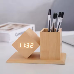 Wood Clock w/ Pen Holder Thumbnail