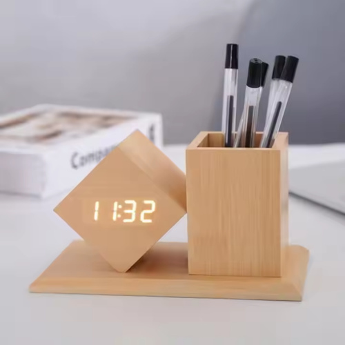 Wood Clock w/ Pen Holder Thumbnail