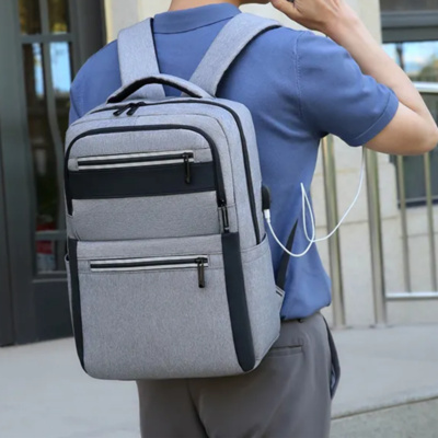 Plain Backpack w/ Zipper Thumbnail