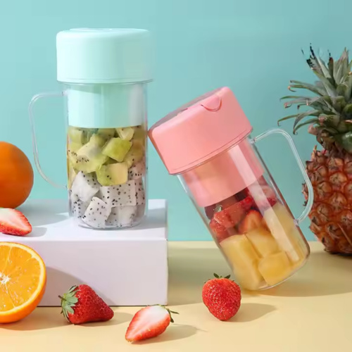 500ml Electric Portable Blender/Juicer w/ Straw Thumbnail